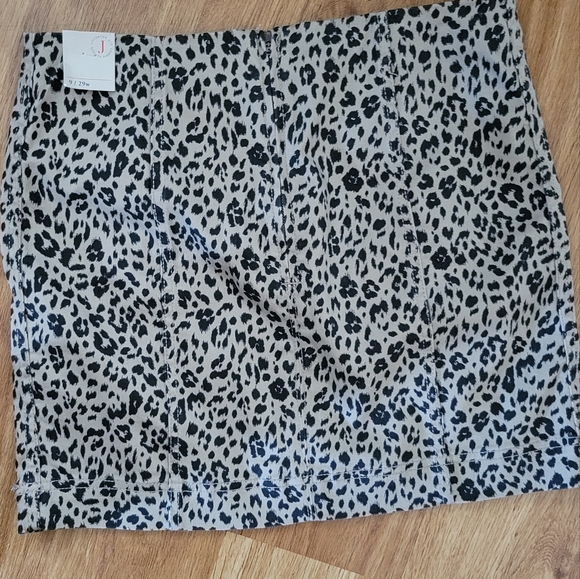 Jolt Animal print mini skirt  size 9 - Picture 2 of 4